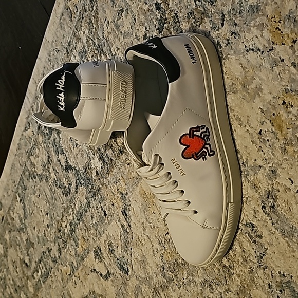 Axel Arigato Keith Haring Leather Sneakers (7.5) - Picture 5 of 8